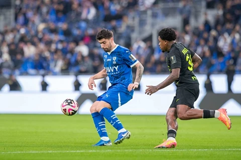 تشكيل الكلاسيكو السعودي.. الهلال والاتحاد بالقوة الضاربة في قمة الجولة السادسة